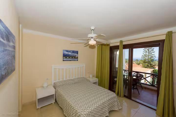 Apartment In Playa De Las Americas 1 Exterior photo
